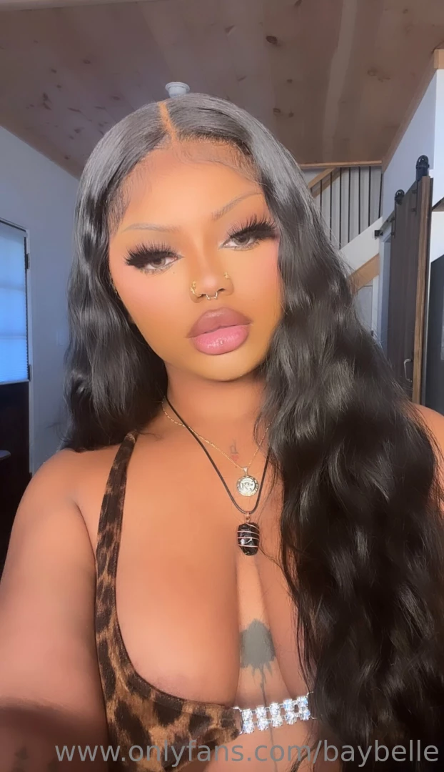 Custom or video chat bae 