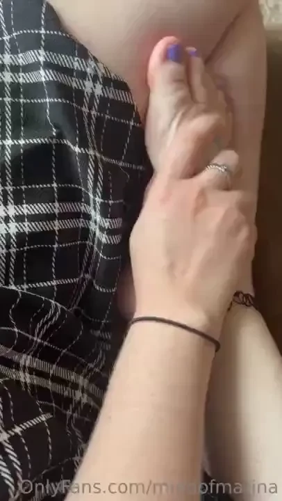 Massage my feet for me please 