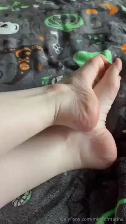 Spend your morning waking up with me 