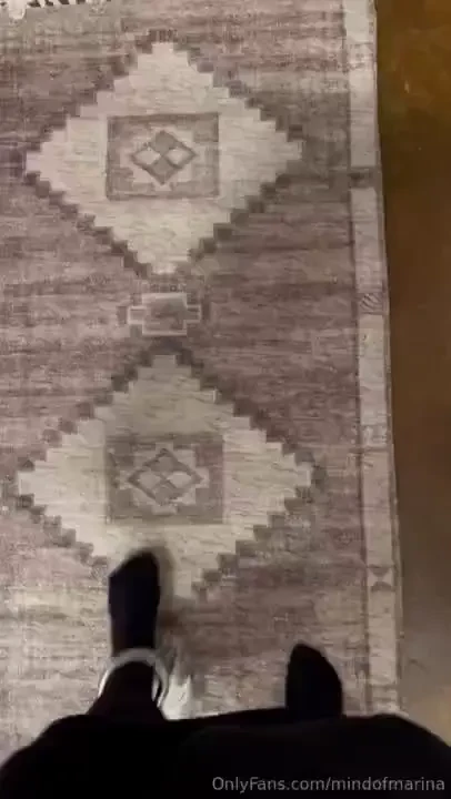 I have an opportunity to collab with another photographer at an airbnb 