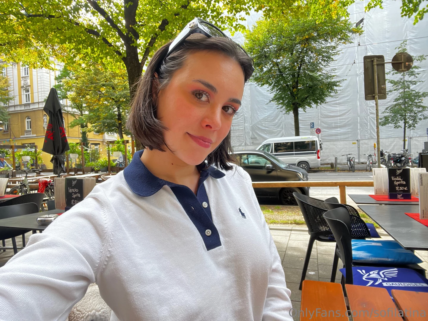 Ich habe eine interessante idee lass uns einen wettbewerb mit tollen part 1 