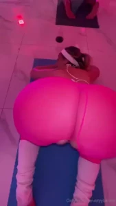 Daddy you ready for yoga with me