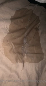 My toy made me cum and squirt so much part 1