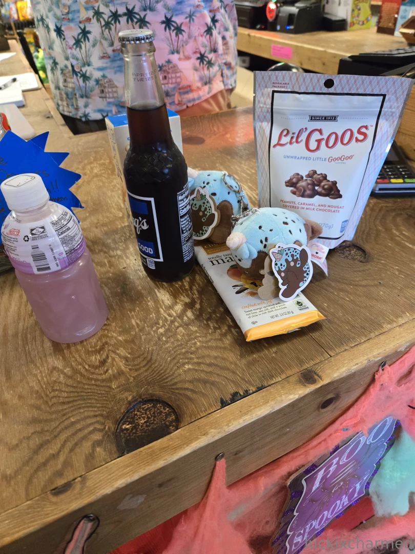 Just out taking a walk-- hope you ve been having a good day part 12 