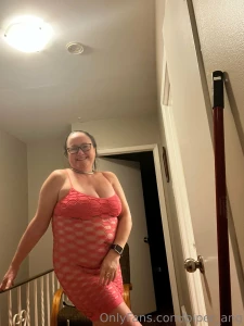 Pretty in pink cum play with me part 2