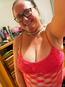 Pretty in pink cum play with me part 4