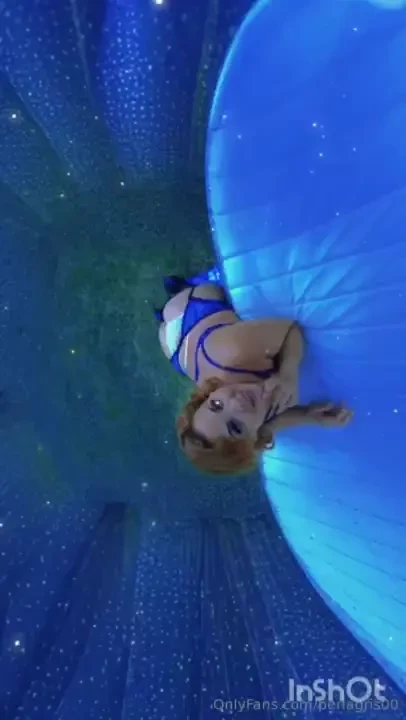 I wait for you in this beautiful place to feel pleasure 