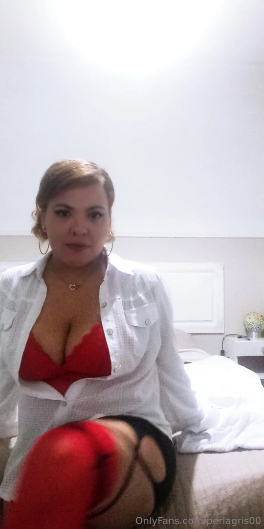 Let s have a special night full of pleasure love send me a dm and let 