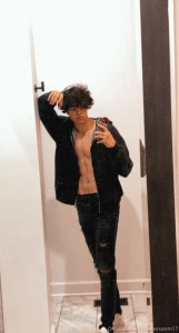 Last night tho prettymixedboyexclusive