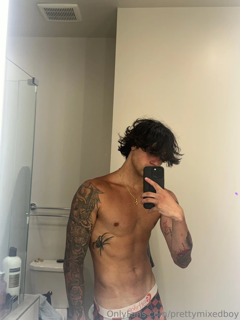 Hit me up on prettymixedboyexclusive to see the miami content shit s 