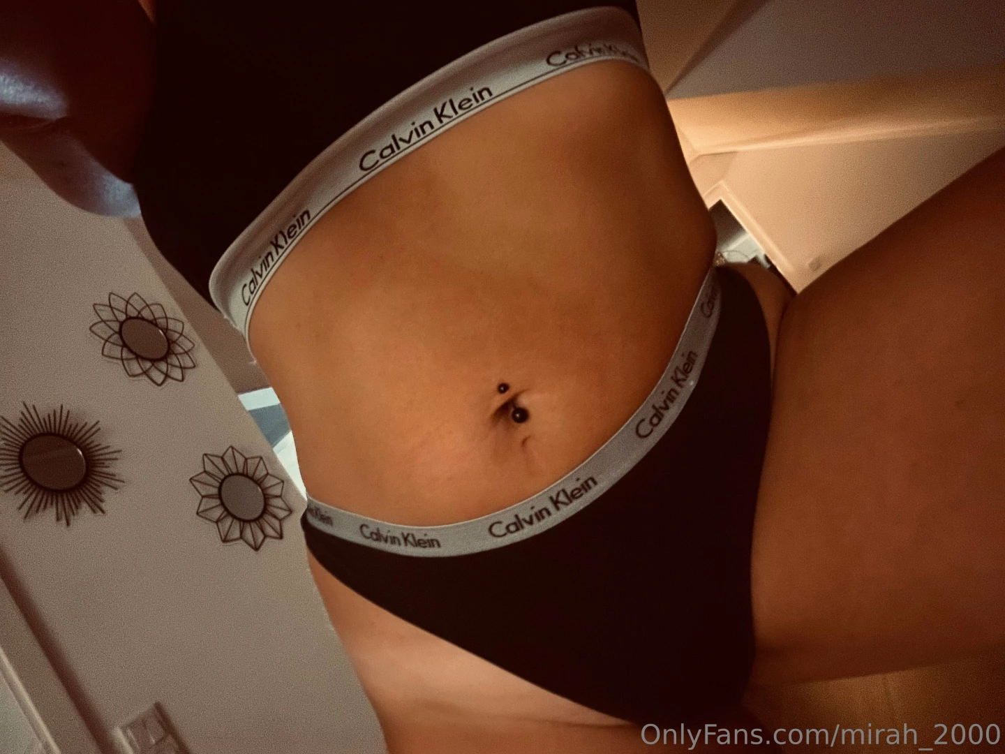 Sch n gem tlich auf die couch oder ins bett kuscheln 