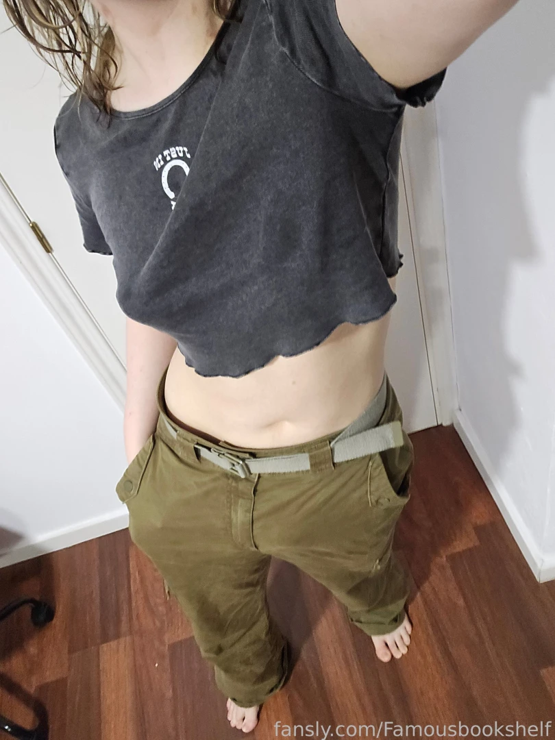 Ts trans femboy transgender transgirl tgirl trap curvy tummy feet 