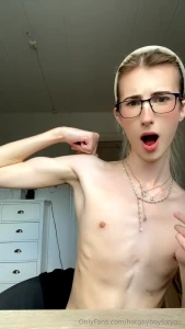 Dont watch if u wanna keep the hot illusion of me haha but yea vid of part 1