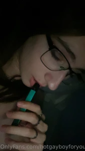 Lemme suck on u like a vape