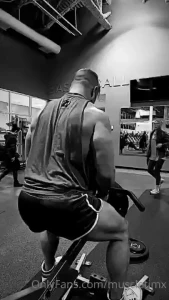 Getting the work done that was a good lift something about that black part 1