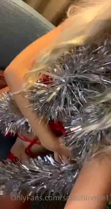 Day 21 in love with christmas lingerie 