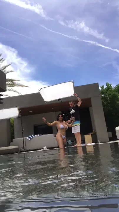 Spend a naked day by the pool with me 