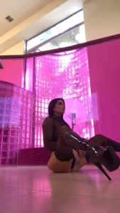 romi-rain - Party like a rockstar fuck like a 