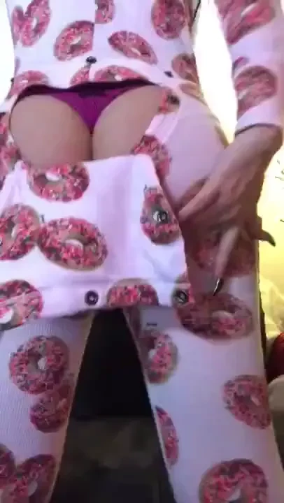 Onesie booty dance 