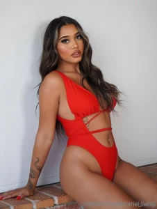 Inimitable chaneloxoxo wants to play right now her cute face and big part 63