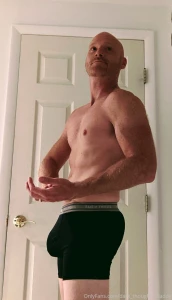 Getting that hard and sweaty session in can you imagine me holding