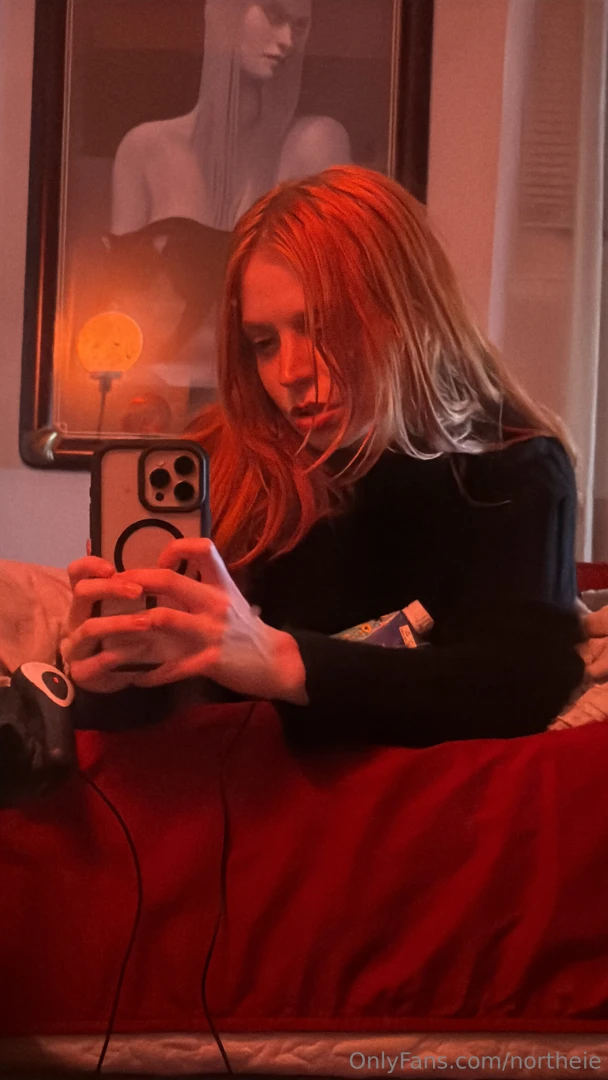 Keep me company while i wait for one of my ahem devices to charge 