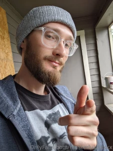 Y all stay safe in this hurricane