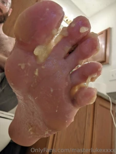 Just finished a fun banana crushing video on my new feet related