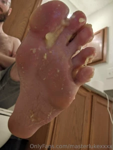 Just finished a fun banana crushing video on my new feet related part 1