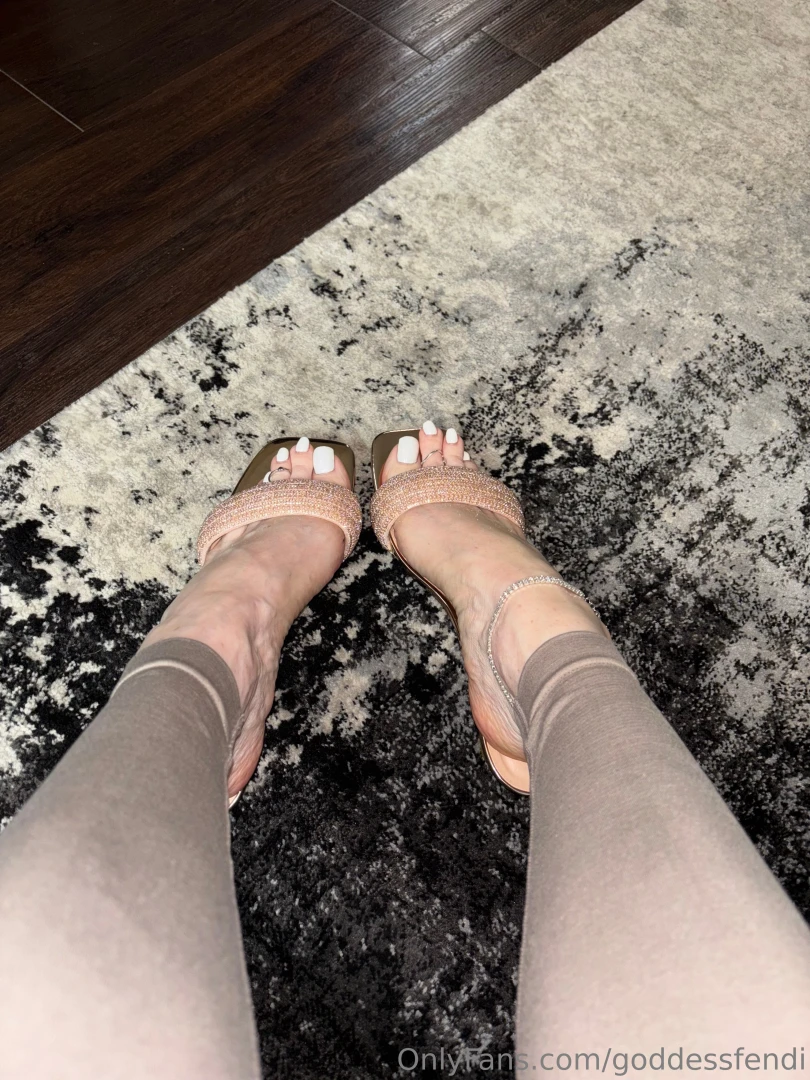 Thank you to my sweet fan who gifted me these cute slides just in time part 10 