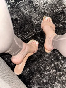 Thank you to my sweet fan who gifted me these cute slides just in time part 2