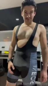 As quedo despu s de pasear en bici gay bulge dick part 1