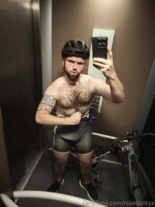 Retour de v lo avec une bonne mi molle bien gonfl tu aime bien la tenu part 4