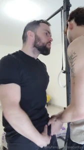 J ai enfin pu go ter son petit cul bien serr et il a eu droit une