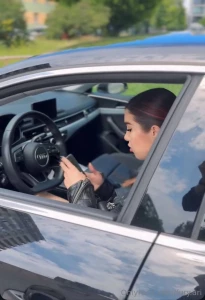 Guys i m interested to know what you think about women behind the