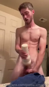 Here s a quick lil fleshlight fuck for ya