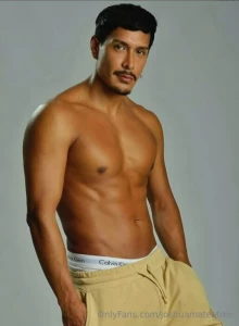 Send me dm and ask me for any secret you wanna know about me