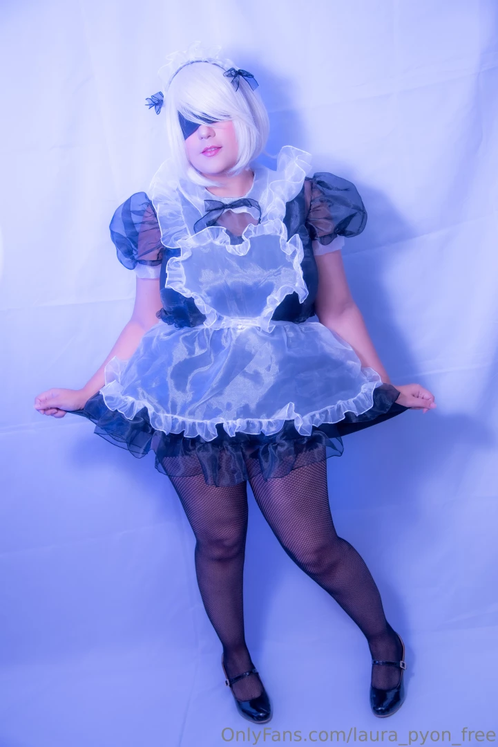 2b is ready to serve you master will you have me 2b maid photoset 40 