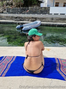 The sea makes me happy il mare mi fa felice el mar me hace feliz