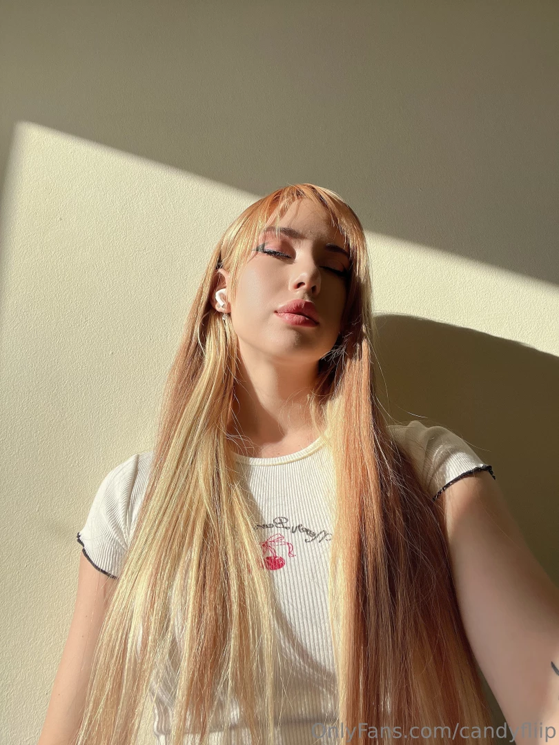 I love sunny days everything around seems brighter the mood is high 