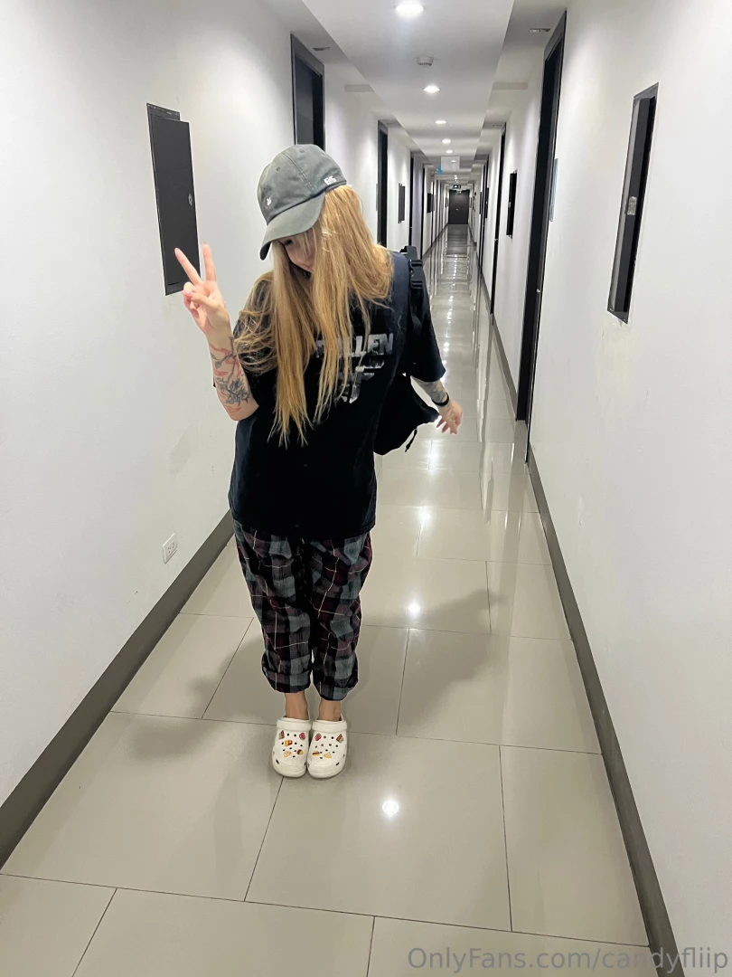 Talkin bout a fabulous day the sun was shining birds were chirping and 