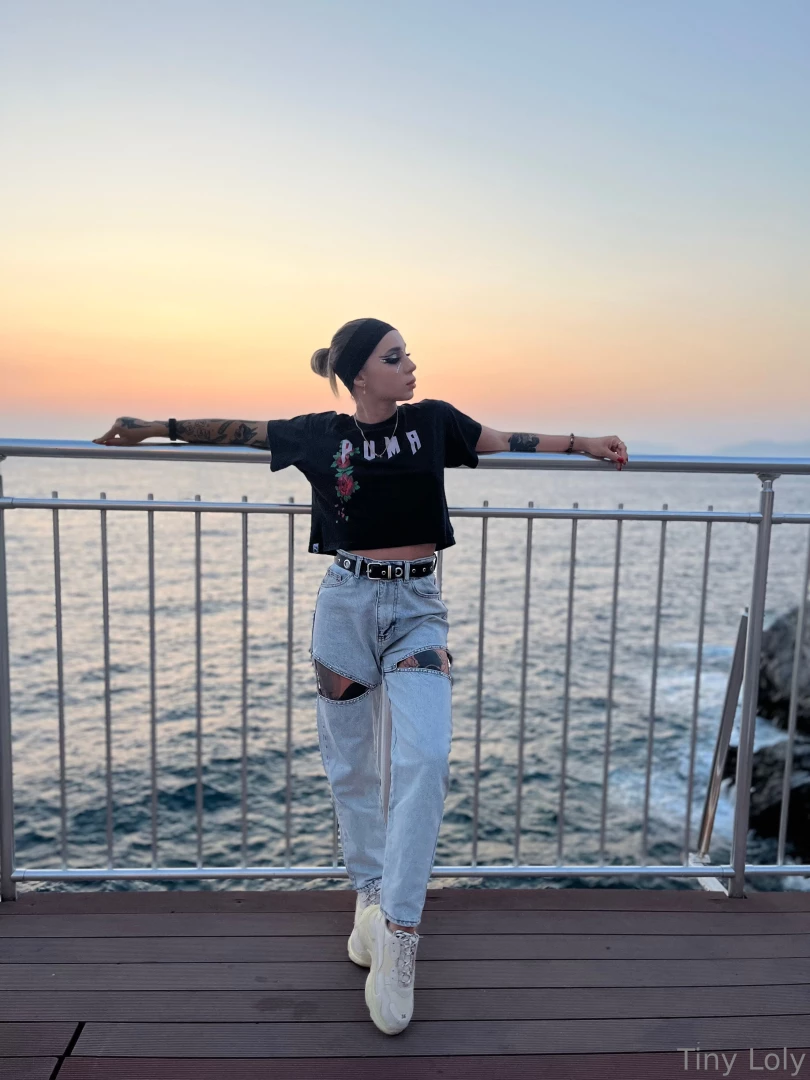 Would you like to stand next to me sweety 