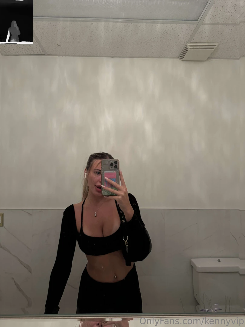 Can you guess the song im listening to 