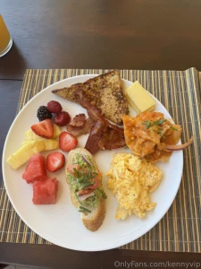 Fueling up with a nutritious breakfast