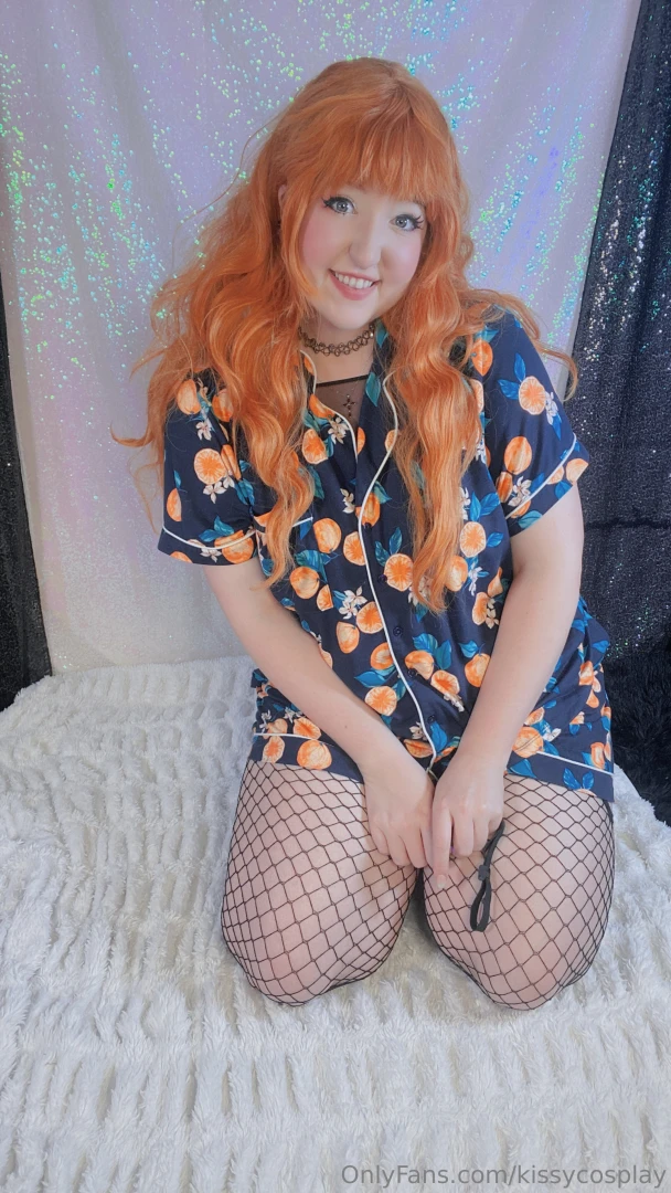 Free pics 3 gonna post the paid half of this set today too but i took part 5 