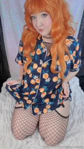 Free pics 3 gonna post the paid half of this set today too but i took part 12