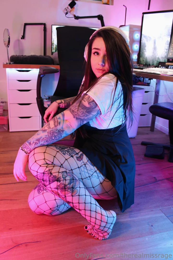 Finally managed to shoot a set that i like you better set an alarm for 