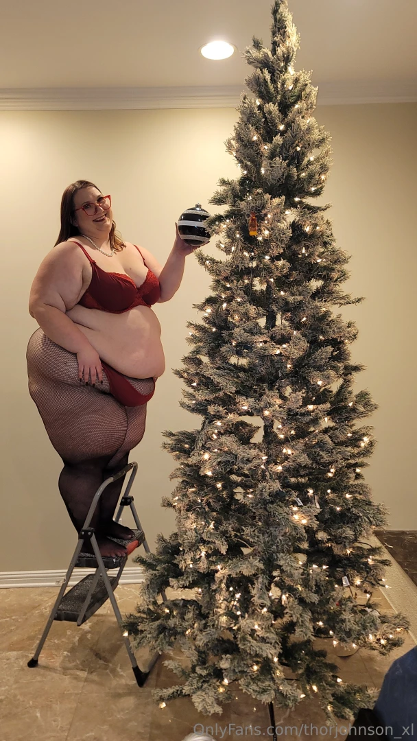 Merry christmas from www thor- bbw com part 1 