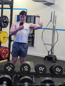 Some recent gym pics lmk ur favorite part 2
