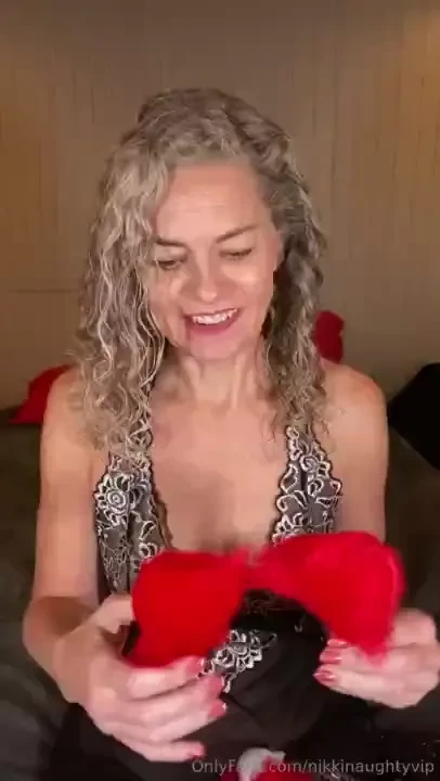 Fan gift opening y all have seen the actual gift already but i had 